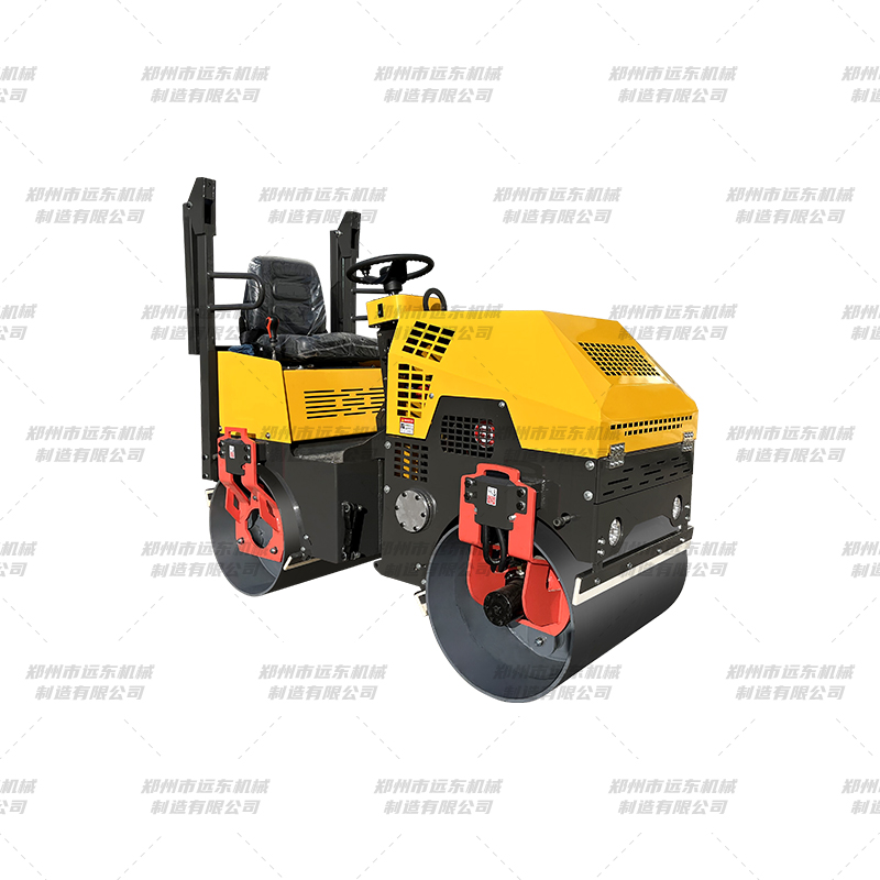 FVR880 座駕式壓路機(圖1)